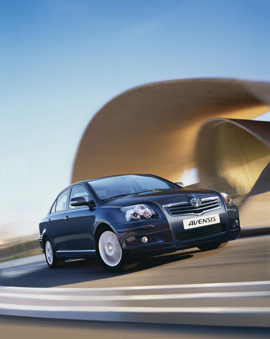  Toyota Avensis Sedan 2006 года  (фото 76 из 113)